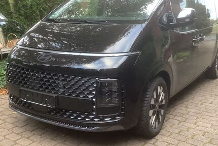 Hyundai STARIA 6.200 km 44.888 € Lüneburg 21337