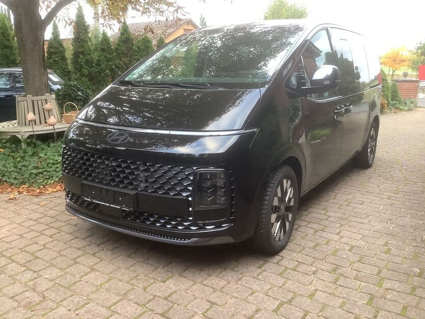 Hyundai STARIA 6.200 km 48.888 € Lüneburg 21337