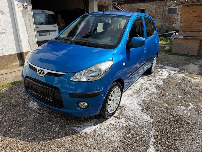 i10