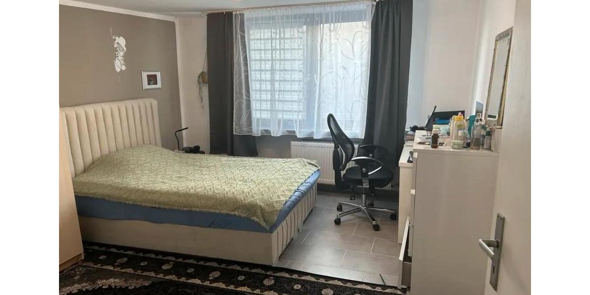 Einfamilienhaus Großwallstadt - 6 Zimmer, 180 m&sup2;, 1.600&euro; | Angebot:25138618