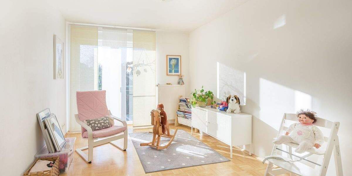Reihenmittelhaus Bruchsal / Helmsheim Helmsheim - 6 Zimmer, 169 m&sup2;, 449.000&euro; | Angebot:25896127