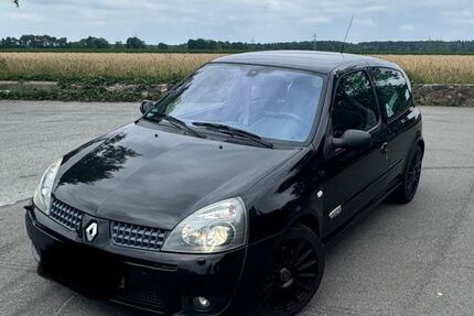 Renault Clio 278.000 km 6.500 &euro; Sauensiek 21644