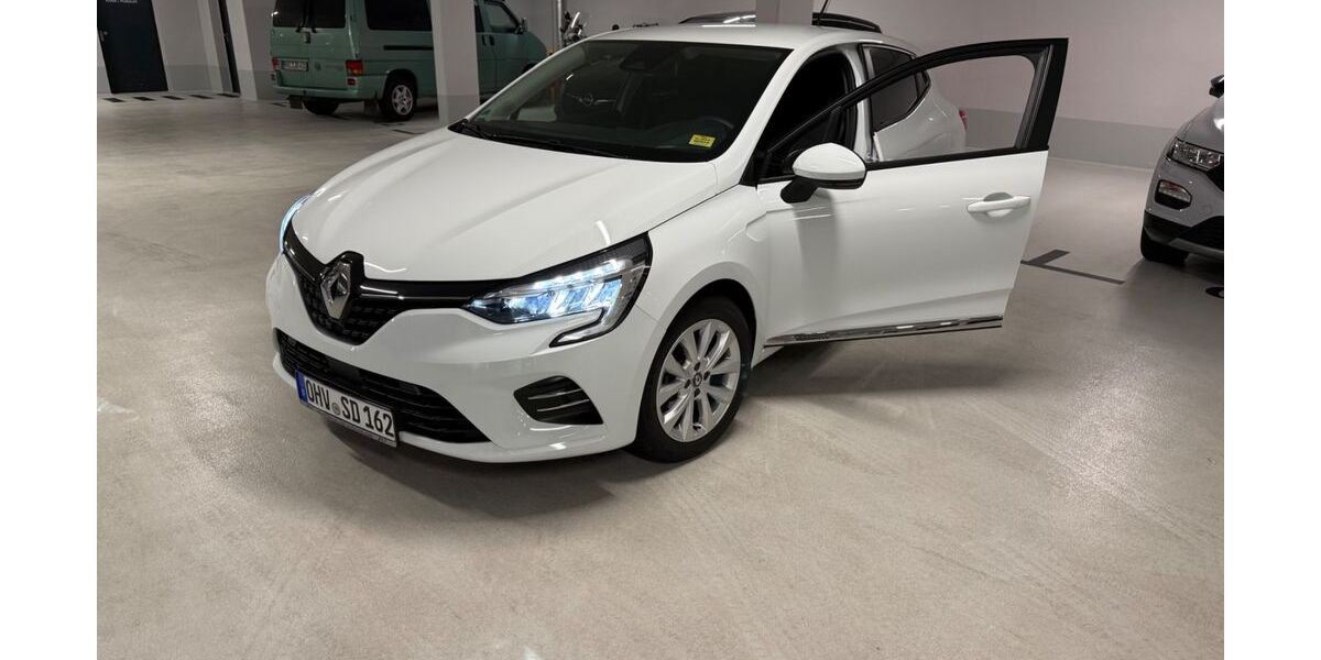 Renault Clio 33.400 km 14.950 &euro; Falkensee 14612