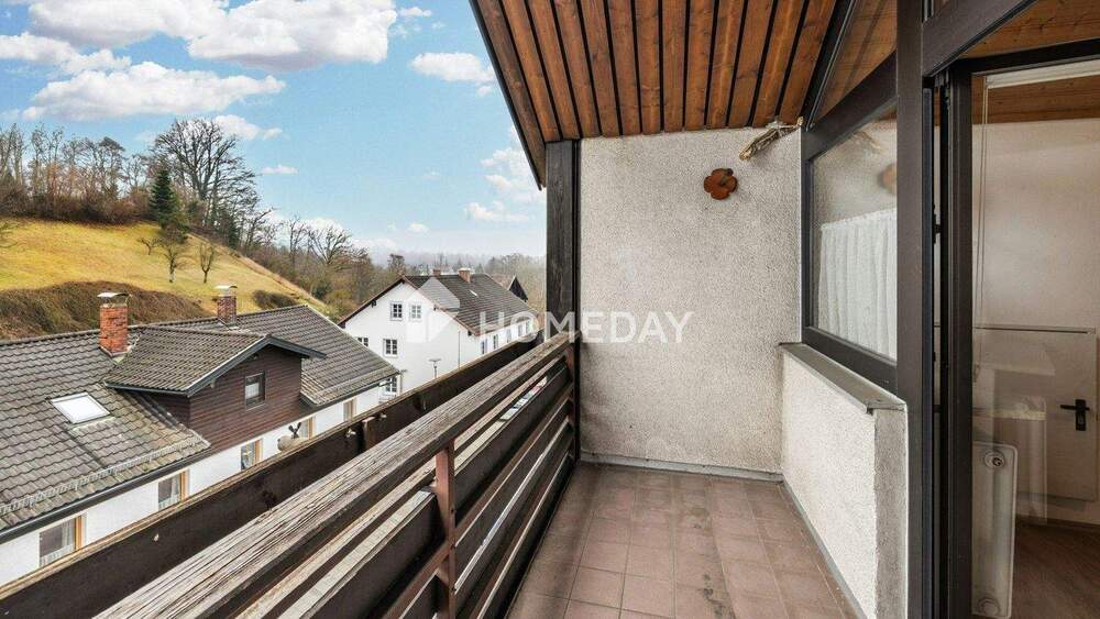 Etagenwohnung Burgkirchen an der Alz (DG) Burgkirchen - 3 Zimmer, 94 m&sup2;, 310.000&euro; | Angebot:25739139