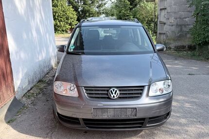 VW Touran 164.386 km 1.450 &euro; Bad Rappenau 74906