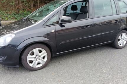 Opel Zafira 228.000 km 3.990 &euro; Recklinghausen 45659