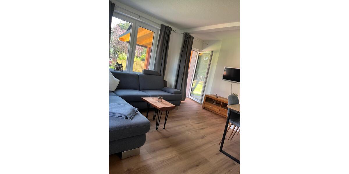 Doppelhaushälfte Leer (Ostfriesland) - 3 Zimmer, 65 m&sup2;, 80&euro; | Angebot:26683112