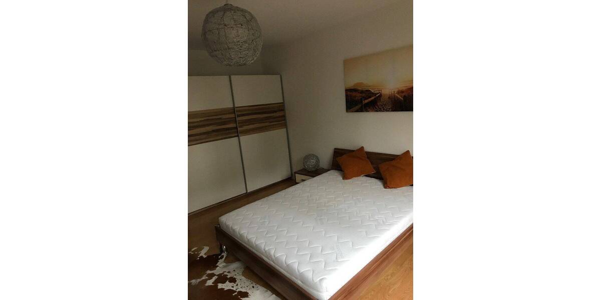 Etagenwohnung Frankfurt am Main Westend-Süd - 2 Zimmer, 69 m&sup2;, 1.400&euro; | Angebot:26833837