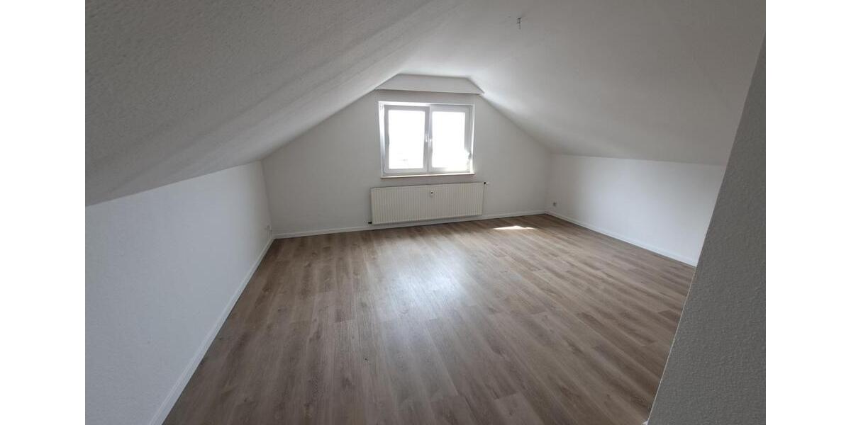 Maisonettenwohnung Gütersloh Isselhorst - 5 Zimmer, 150 m&sup2;, 1.250&euro; | Angebot:25061940