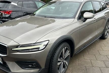 Volvo V60 101.200 km 26.985 € Weertzen 27404