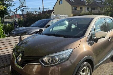 Renault Captur 128.000 km 8.900 € Nürnberg 90475