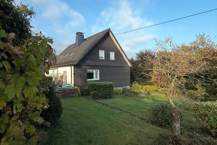 1-2-Familien-Haus in Kirchhundem Heinsberg 8 zimmer