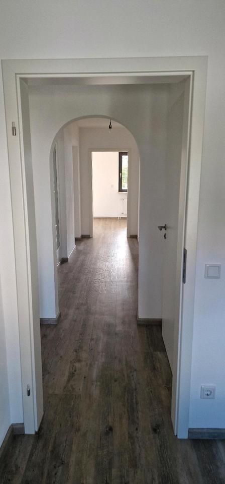 Zweifamilienhaus, 158 qm Wohnfläche, 734 qm Grund, provisionsfrei