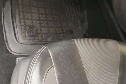 Ford Mondeo 161.500 km 9.900 € Limbach 08491