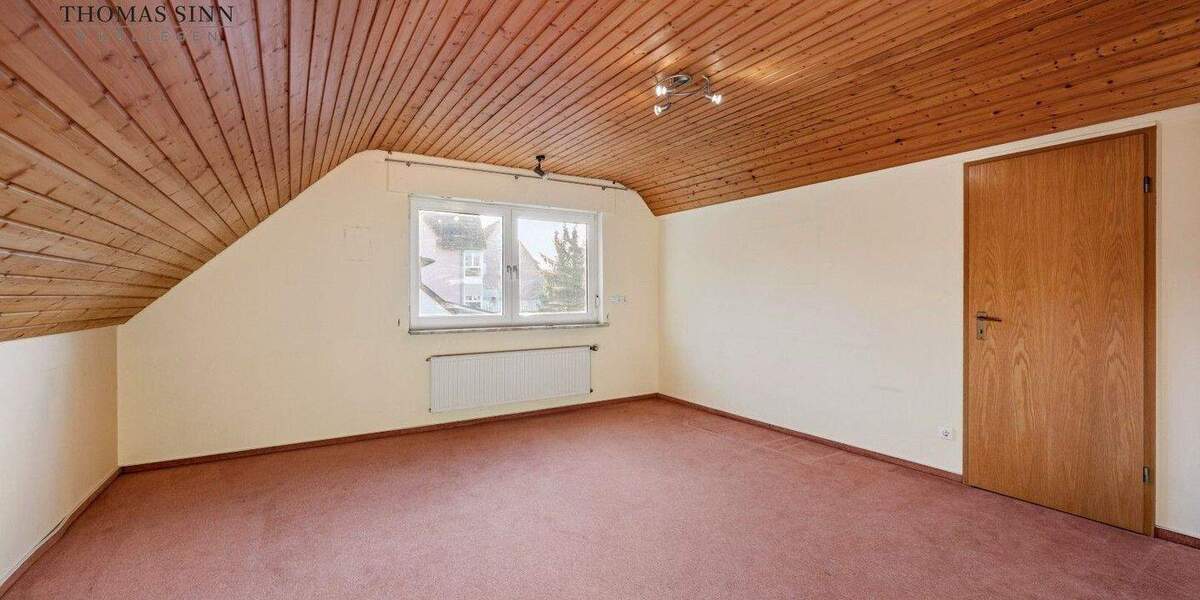 Mehrfamilienhaus, Wohnhaus Obersulm / Eschenau Eschenau - 7 Zimmer, 221 m&sup2;, 299.000&euro; | Angebot:25697688