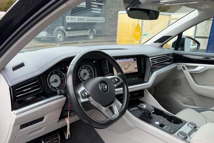 VW Touareg 140.000 km 37.890 &euro; Rimpar 97222