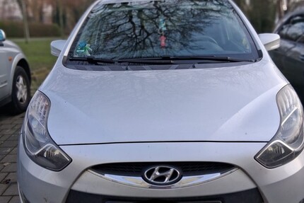 Hyundai IX20 101.000 km 4.200 &euro; Stralsund 18439