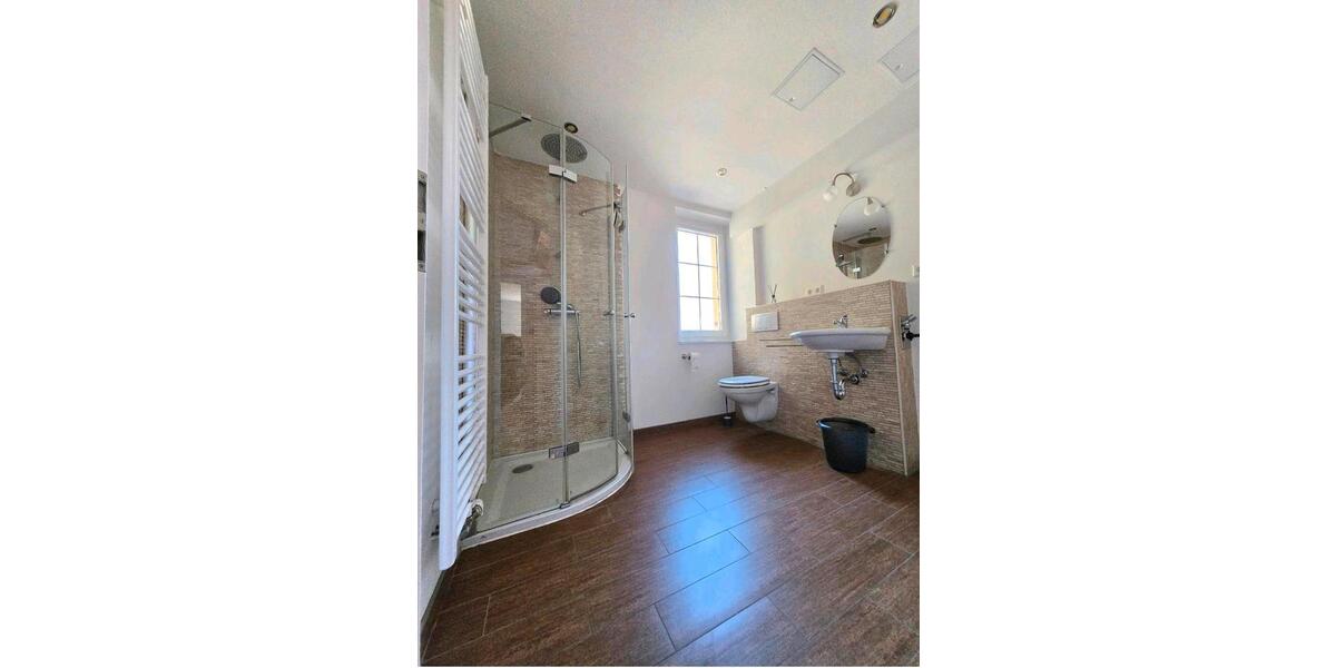 Etagenwohnung Beeskow - 4 Zimmer, 123 m&sup2;, 1.500&euro; | Angebot:25964427