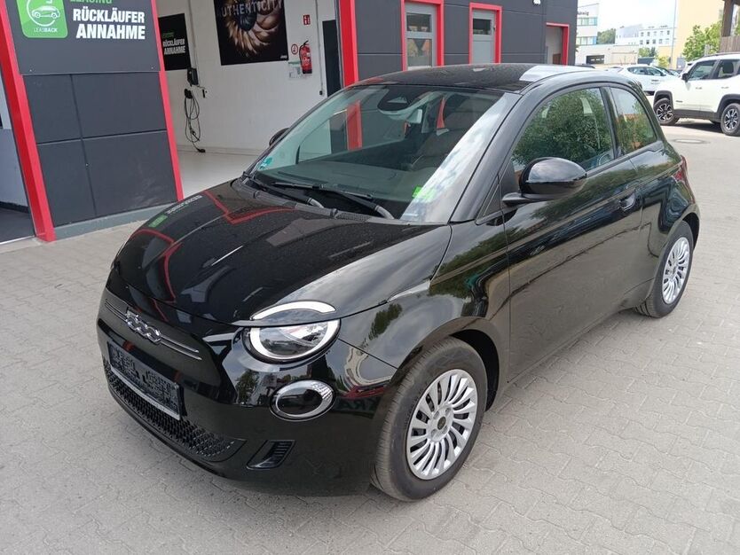 Fiat 500e 12.333 km 12.990 € Massen 03238