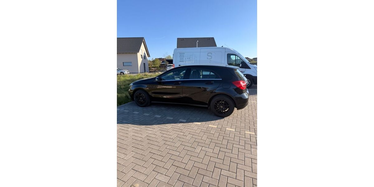 Mercedes-Benz A 200 192.500 km 9.399 &euro; Hohenahr 35644
