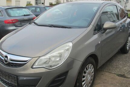 Opel Corsa 112.600 km 3.490 € Saarbrücken Scheidt 66133
