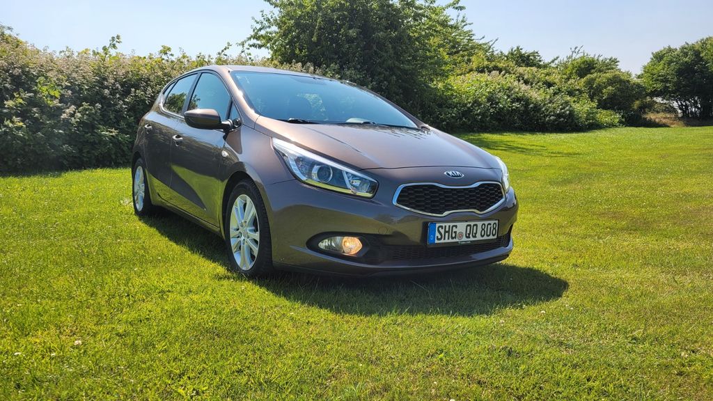 Kia ceed / Ceed 76.000 km 8.500 &euro; Hagenburg 31558