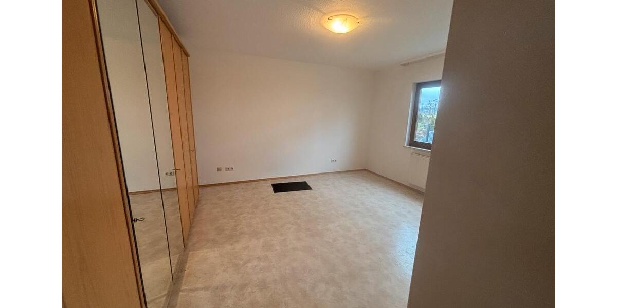 Einfamilienhaus Weimar (Lahn) - 5 Zimmer, 160 m&sup2;, 1.600&euro; | Angebot:25367732