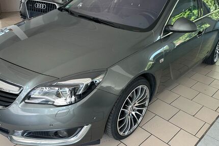 Opel Insignia 162.000 km 7.500 &euro; Alsfeld 36304