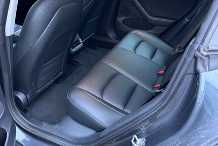 Tesla Model 3 57.700 km 25.500 &euro; Hattersheim 65795