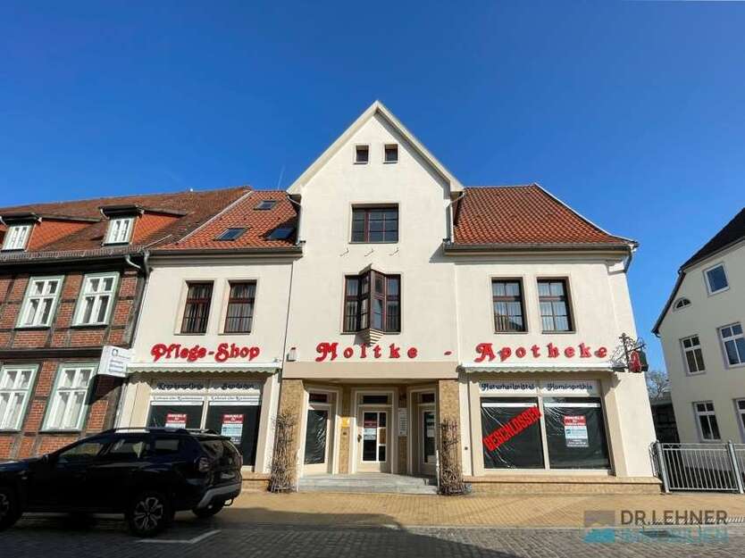 Haus zum Kaufen in Parchim 245.000 € 230 m²