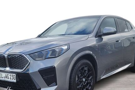 BMW iX2 18.900 km 48.990 € Dillenburg 35684