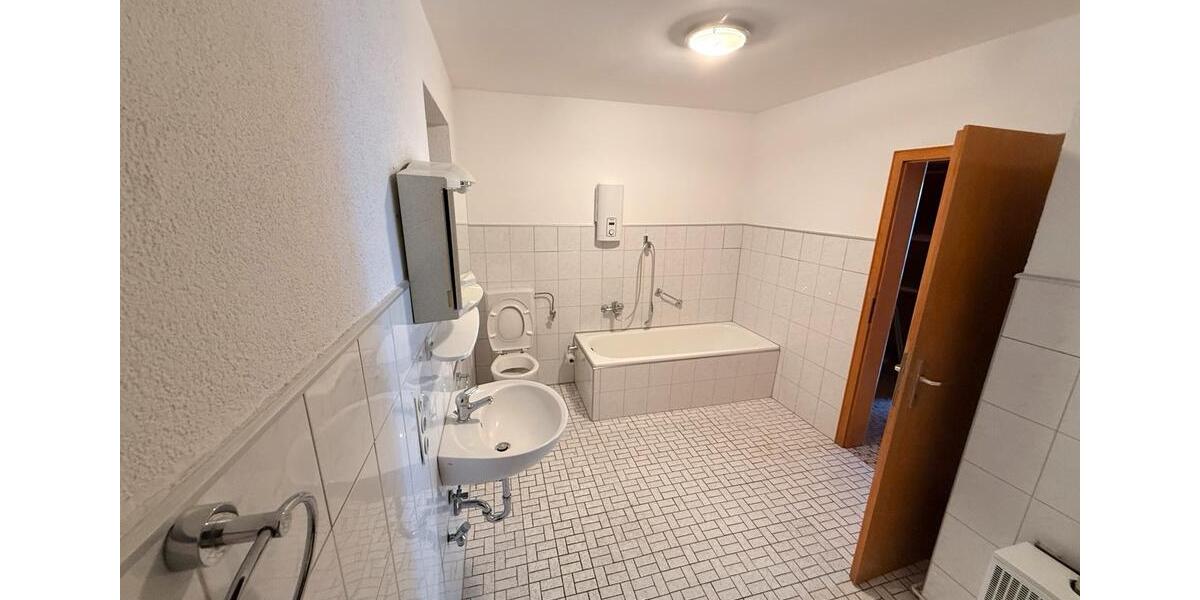 Doppelhaushälfte Neuwied Feldkirchen - 5 Zimmer, 105 m&sup2;, 1.050&euro; | Angebot:24652310