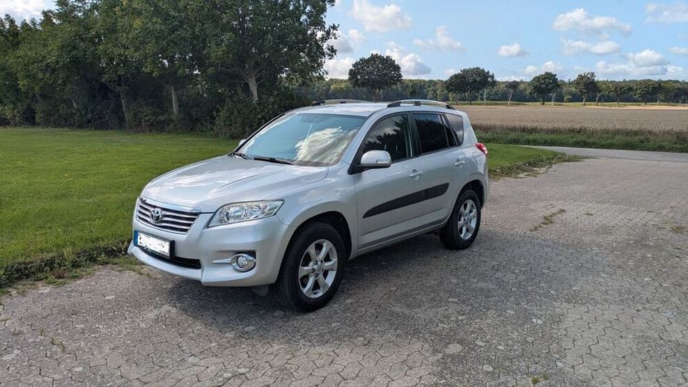 RAV 4