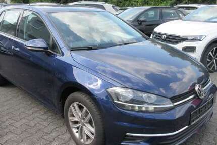 VW Golf Comfortline 1.0 TSI DSG KLIMA AHK ALU APS SIT 54.000 km 16.788 € Bergkamen 59192