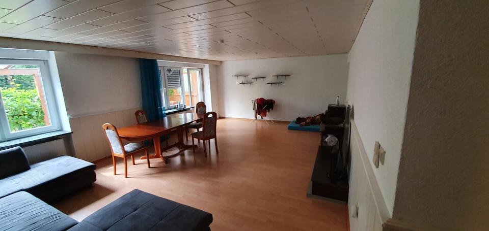 4 Zimmer Wohnung mit Terrasse EBK eigener Parkplatz 4 zimmer