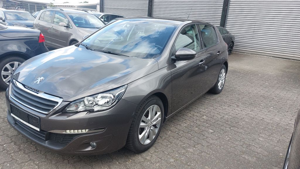 Peugeot 308 120.000 km 8.950 &euro; Eggenstein-Leopoldshafen 76344