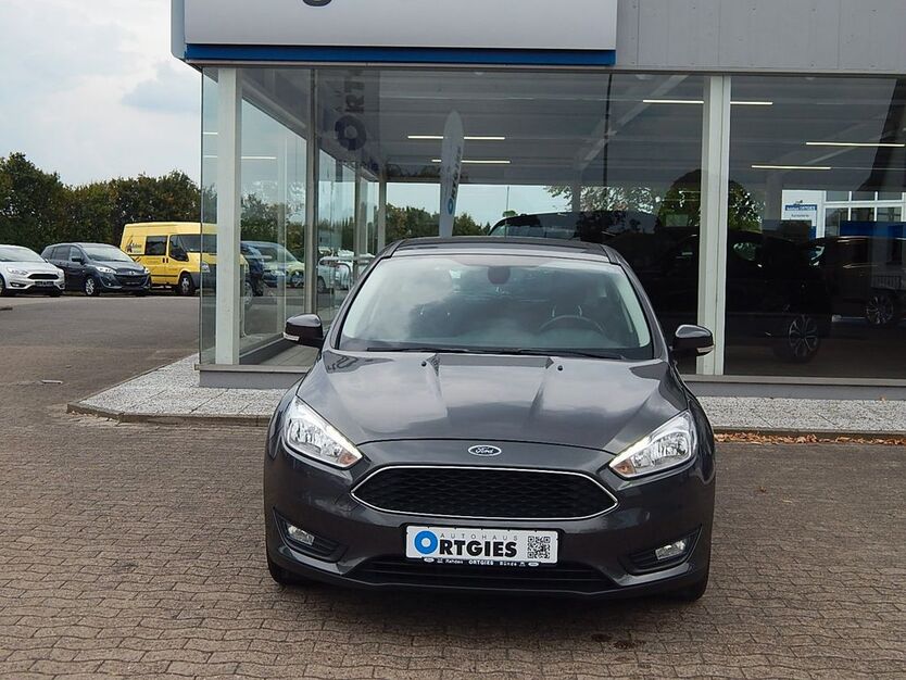 Ford Focus 105.000 km 7.200 € Rahden 32369