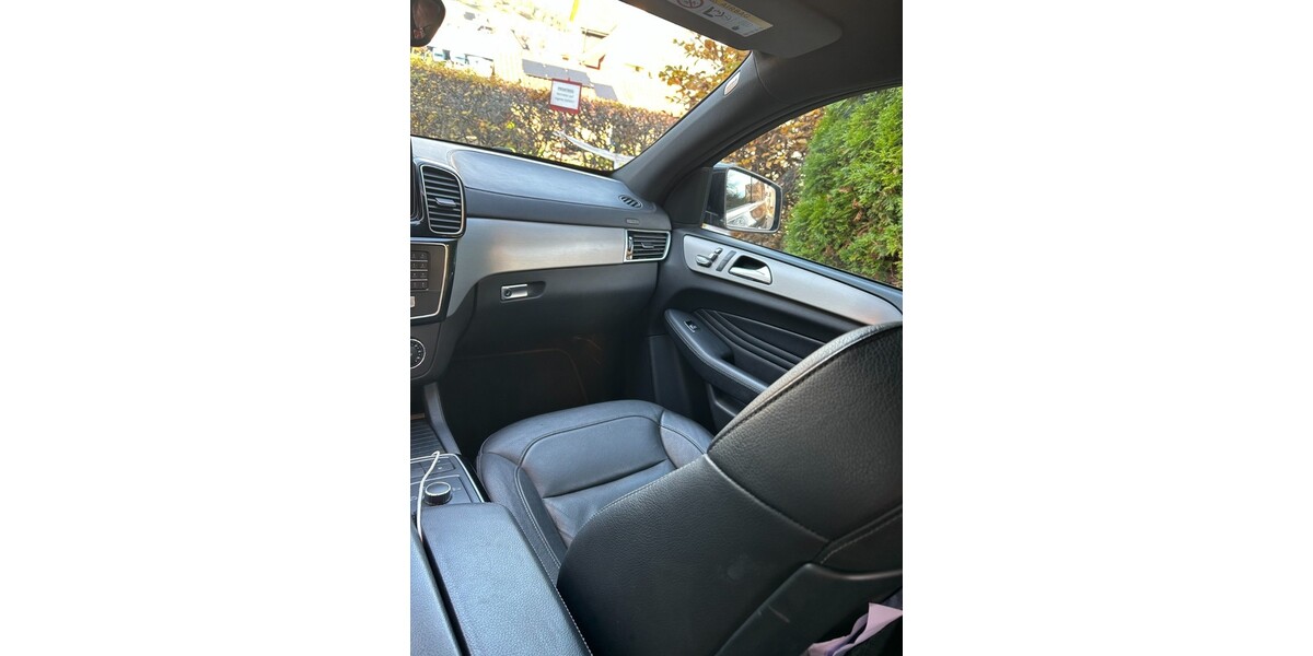 Mercedes-Benz kombilimousine 178.000 km 32.000 &euro; Baiersbronn 72270