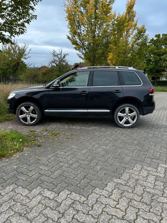 VW Touareg 356.600 km 7.000 € Erlenbach 63906