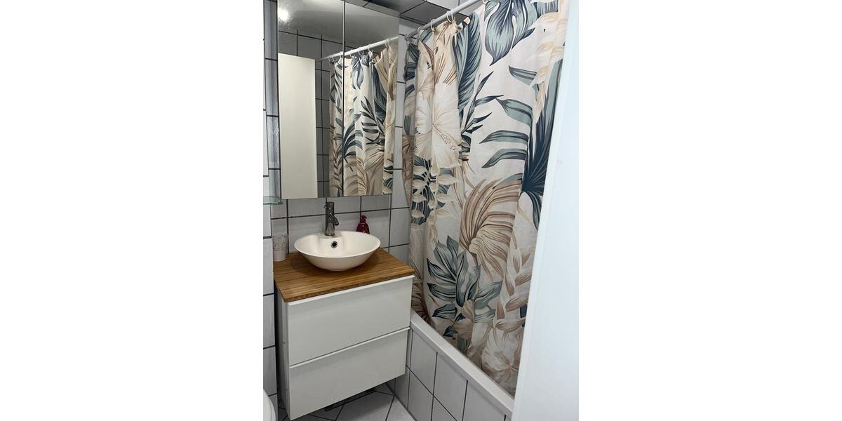 Erdgeschoßwohnung Marbach am Neckar - 3 Zimmer, 60 m&sup2;, 199.000&euro; | Angebot:26776981