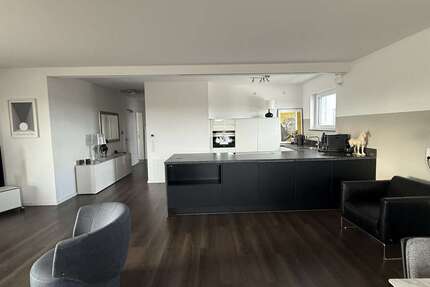 Wohnung Offenbach am Main Bürgel - 4 Zimmer, 144 m&sup2;, 1.700&euro; | Angebot:27411249