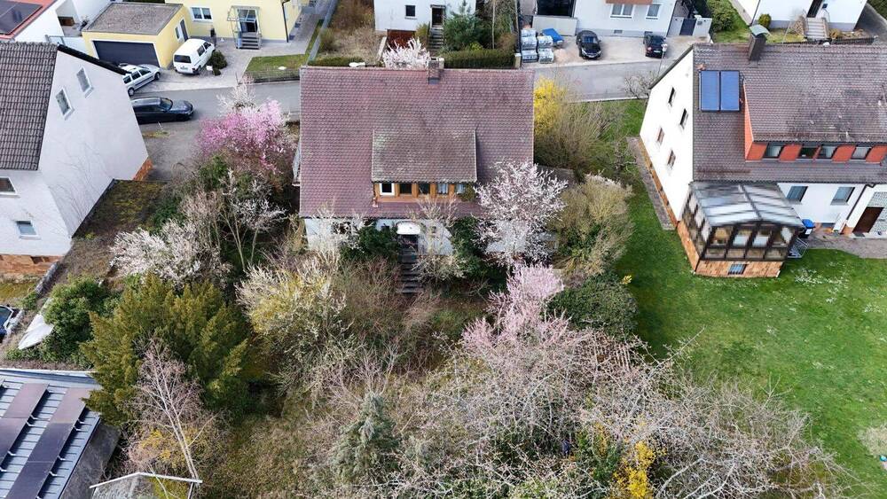 Einfamilienhaus Forchheim - 7 Zimmer, 135 m&sup2;, 394.000&euro; | Angebot:26190019