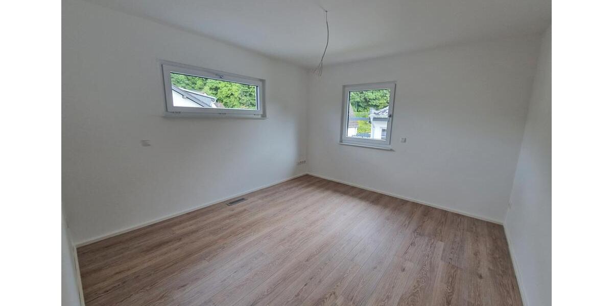 Einfamilienhaus Schleiden - 5 Zimmer, 150 m&sup2;, 1.550&euro; | Angebot:20993283