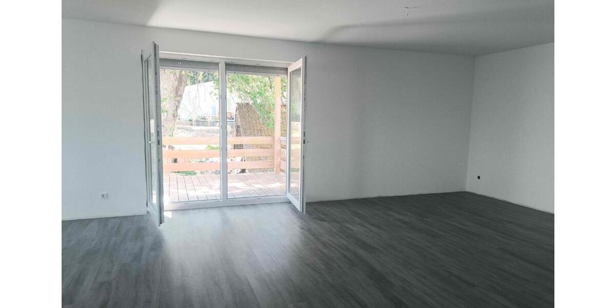 Terrassenwohnung Bergneustadt - 3 Zimmer, 114 m&sup2;, 1.100&euro; | Angebot:26384282