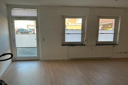 Gewerbefläche, Büro, Einzelhandel. Kiosk, usw