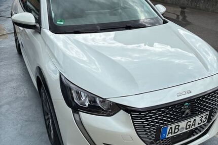 Peugeot 208 142.000 km 11.200 &euro; Mömbris 63776
