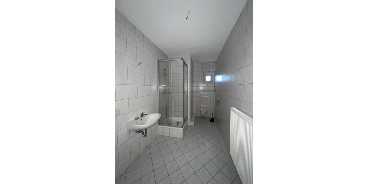 Etagenwohnung Sandersdorf-Brehna Glebitzsch - 2 Zimmer, 300&euro; | Angebot:22225710