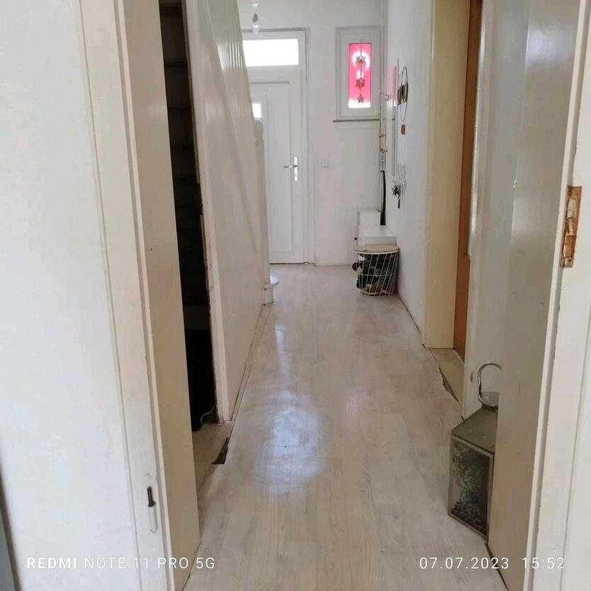 Reihenmittel Haus in schöner Lage zu verkaufen Provisionsfrei