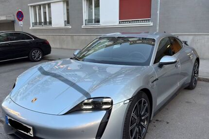 Porsche Taycan 96.000 km 58.500 &euro; München 81245