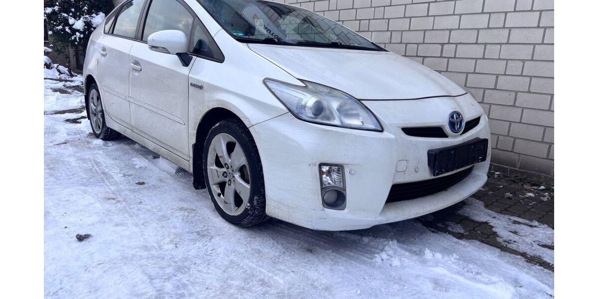 Toyota Prius 198.760 km 5.999 &euro; Rellingen 25462
